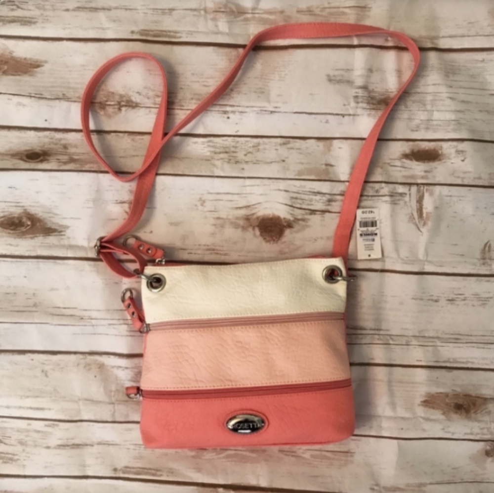 🤩HP!🤩 NEW beautiful purse